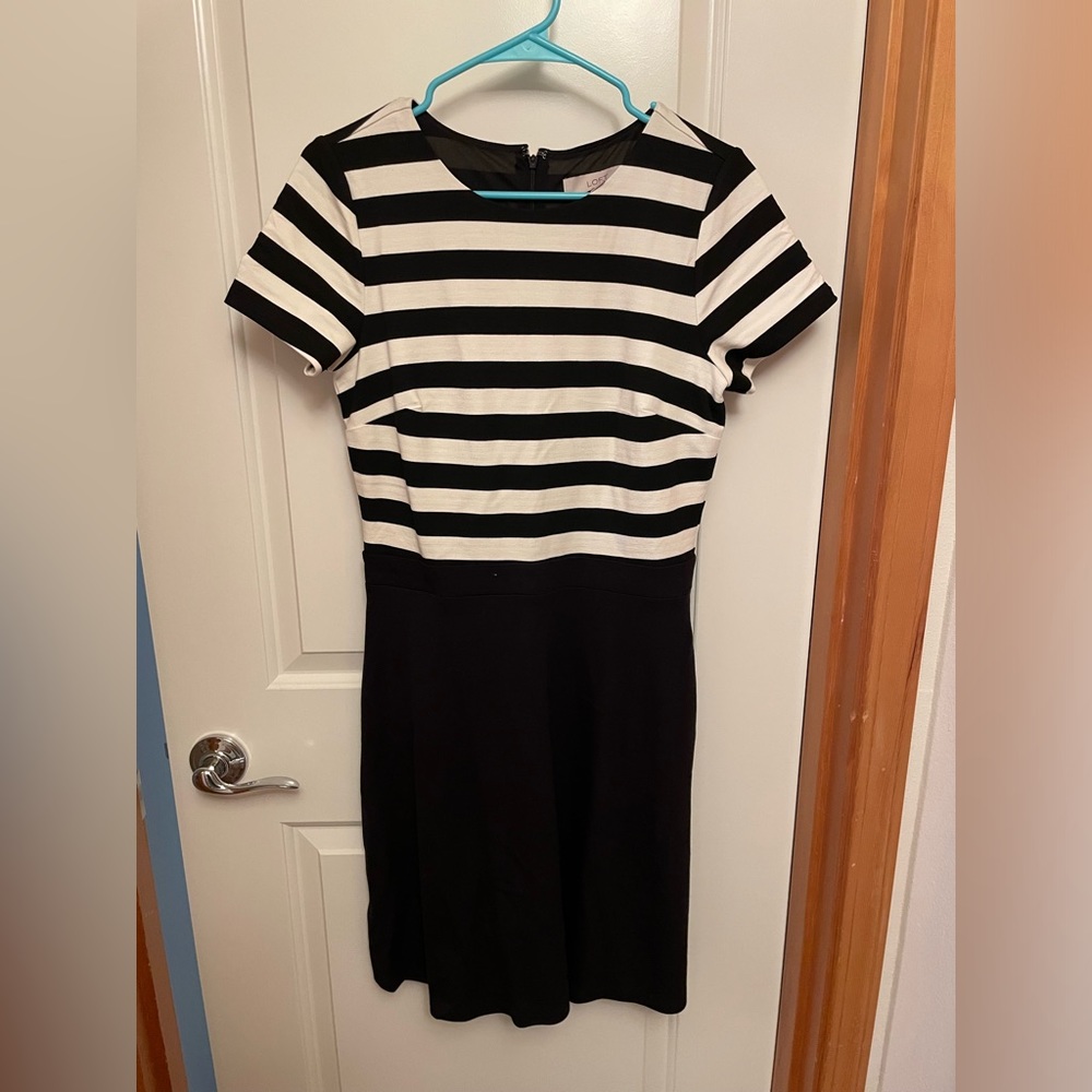 LOFT Size 4 Tall Black/White Dress